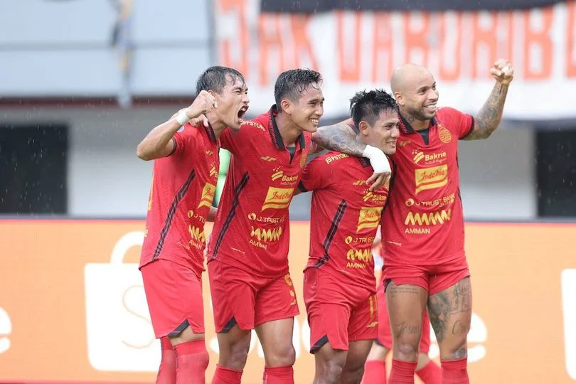 Daftar Susunan Lengkap Tim Pelatih Persija Jakarta untuk Musim 2025 2026